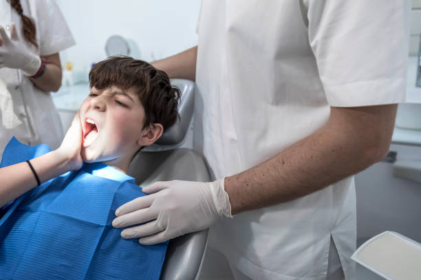 Best Broken Tooth Emergency  in Hondo, TX